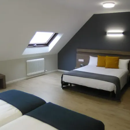 Szálloda Alda Estacion 2*