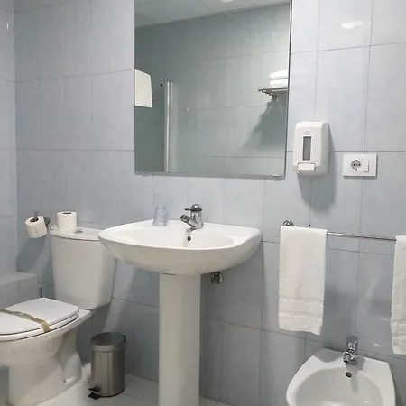 Alda Estacion Szálloda Pontevedra